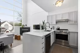 327 418 E Broadway Street, Vancouver, BC