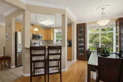 10 32849 Egglestone Avenue, Mission, BC, Mission — Townhouse for sale