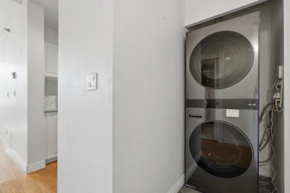 Basement Recreation Room Photo of 403 233 Abbott Street, Vancouver, BC