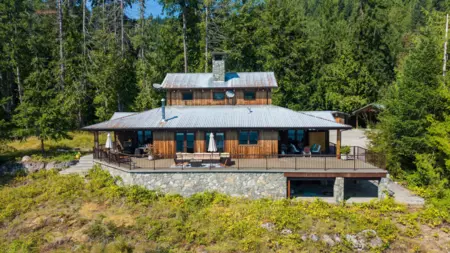 Exterior Rear Photo of 15781 East Egmont Shoreline, Egmont, BC