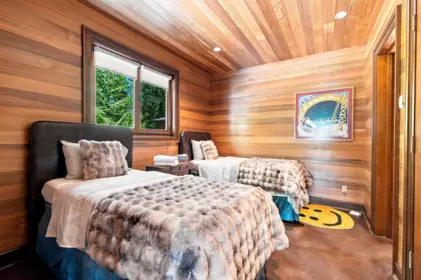 Hot Tub / Spa Photo of 15781 East Egmont Shoreline, Egmont, BC