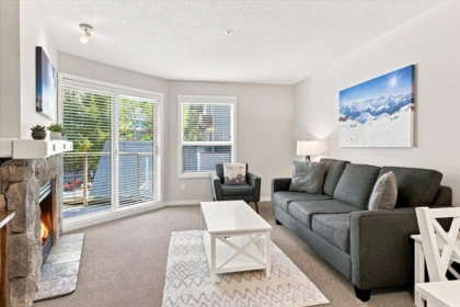 338 4800 Spearhead Drive, Whistler, BC, Whistler — Apartment/Condo for sale
