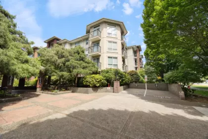 20259 Michaud Crescent, Langley, BC, Langley — Apartment/Condo for sale