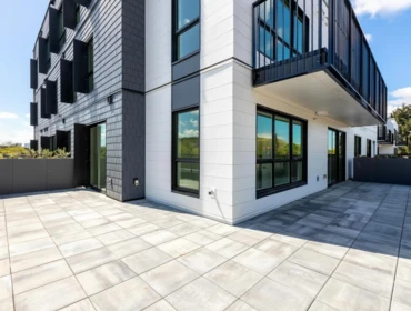 401 2235 E Broadway, Vancouver, BC, Vancouver — Apartment/Condo for sale
