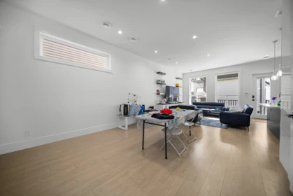 Kitchen Photo of 6253 148 Street, Surrey, BC