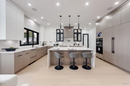 Kitchen Island Photo of 819 Cornell Avenue, Coquitlam, BC