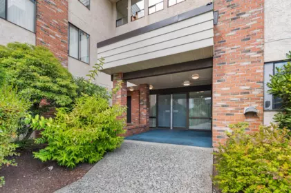 301 32885 George Ferguson Way, Abbotsford, BC, Abbotsford — Apartment/Condo for sale