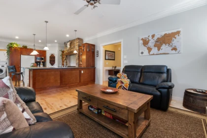 Breakfast Nook Photo of 10321 Parkwood Drive, Rosedale, BC