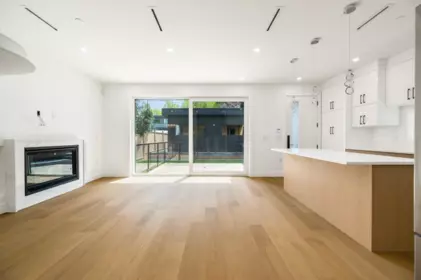 2 950 W 17th Avenue, Vancouver, BC, Vancouver — Half Duplex for sale