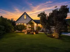 3975 Highland Boulevard, North Vancouver, BC