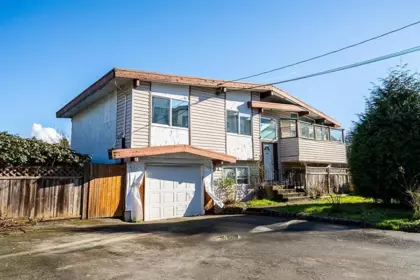 11900 Burnett Street, Maple Ridge, BC, Maple Ridge — Single Family Residence for sale