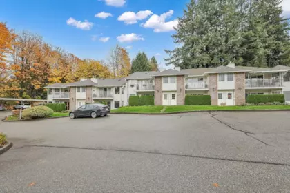 Exterior Rear Photo of 3 33123 George Ferguson Way, Abbotsford, BC