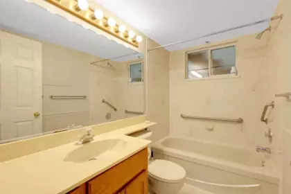 Guest Bathroom Photo of 3 33123 George Ferguson Way, Abbotsford, BC