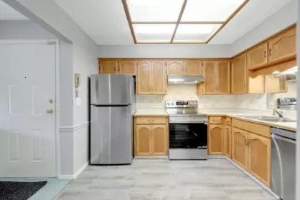 Pantry Photo of 3 33123 George Ferguson Way, Abbotsford, BC