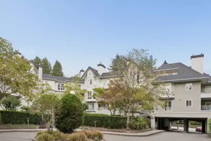 322 9979 140 Street Street, Surrey, BC, Surrey — Apartment/Condo for sale
