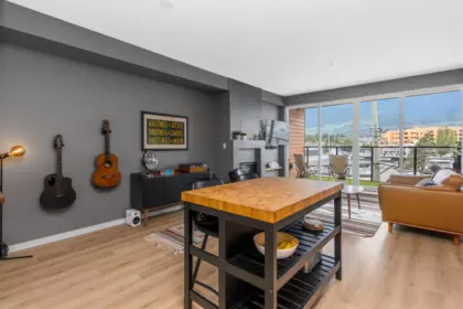Family Room Photo of 303 38165 Cleveland Avenue, Squamish, BC