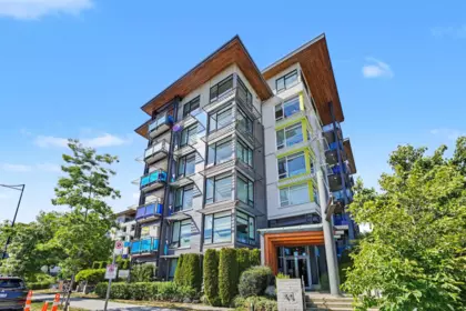 Entry Foyer Photo of 604 3289 Riverwalk Avenue, Vancouver, BC