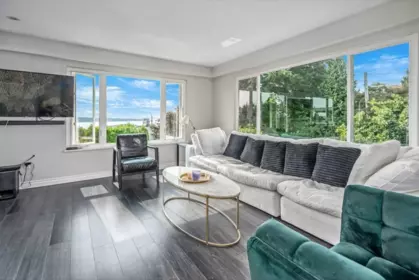 Living Room Photo of 1130 Maple Street, White Rock, BC