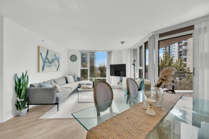Breakfast Nook Photo of 502 455 Beach Crescent, Vancouver, BC