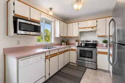 Breakfast Nook Photo of 33554 Mccallum Place, Abbotsford, BC