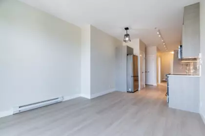 Walk-In Closet Photo of PH9 388 Kootenay Street, Vancouver, BC
