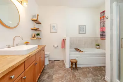 Powder Room Photo of 6820 Sheffield Way, Chilliwack, BC