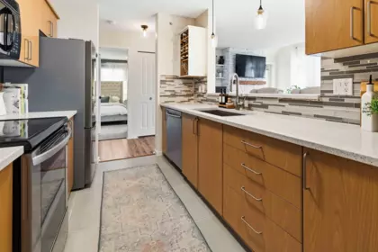 Kitchen Island Photo of 401 3142 St Johns Street, Port Moody, BC