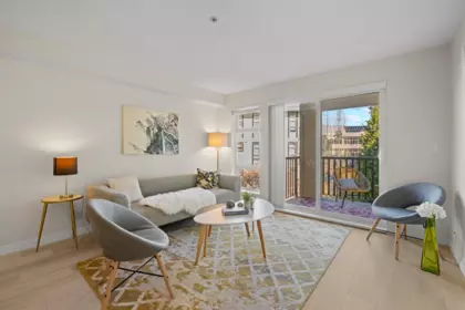 Dining Area Photo of 310 15168 19 Avenue, Surrey, BC