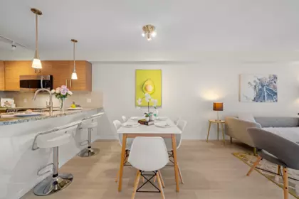 Kitchen Photo of 310 15168 19 Avenue, Surrey, BC