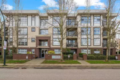 Living Room Photo of 310 15168 19 Avenue, Surrey, BC