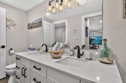 Laundry Room Photo of 3626 Nico Wynd Drive, Surrey, BC