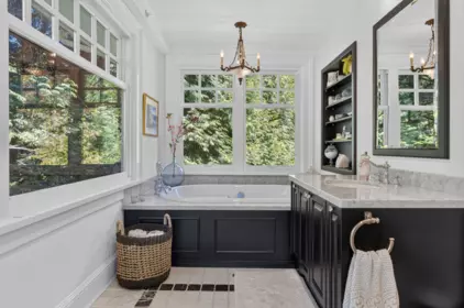 Entry Foyer Photo of 3389 Pine Crescent, Vancouver, BC