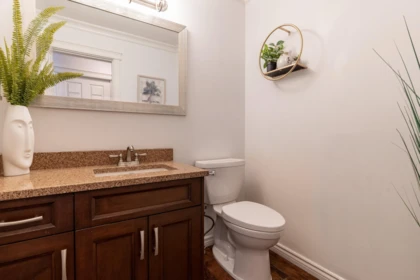 Laundry Room Photo of 19118 86 Avenue, Surrey, BC