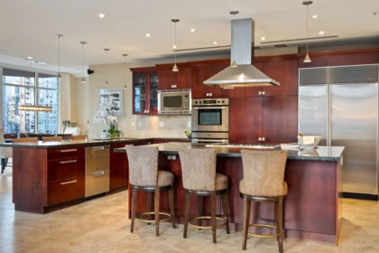 Kitchen Island Photo of 2600 1280 Richards Street, Vancouver, BC