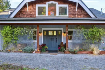 354 Headlands Road, Gibsons, BC, Gibsons — Single Family Residence for sale
