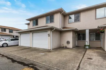25 5536 Vedder Road, Sardis, BC, Sardis — Townhouse for sale