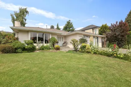 13575 14 Avenue, Surrey, BC, Surrey — Single Family Residence for sale