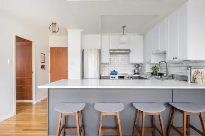 321 1445 Marpole Avenue, Vancouver, BC, Vancouver — Apartment/Condo for sale
