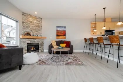 12 18181 68 Avenue, Surrey, BC, Surrey — Townhouse for sale