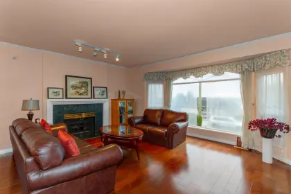1007 Rochester Avenue, Coquitlam, BC, Coquitlam — Single Family Residence for sale