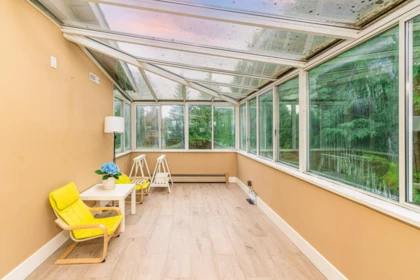 Hallway Photo of 6812 Arbutus Street, Vancouver, BC