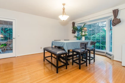 Kitchen Photo of 6812 Arbutus Street, Vancouver, BC