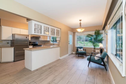 Primary Bedroom Photo of 6812 Arbutus Street, Vancouver, BC
