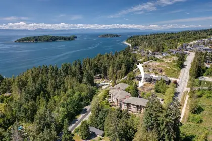 307 5855 Cowrie Street, Sechelt, BC, Sechelt — Apartment/Condo for sale