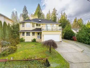 87 Monroe Road, Gibsons, BC, Gibsons — Single Family Residence for sale