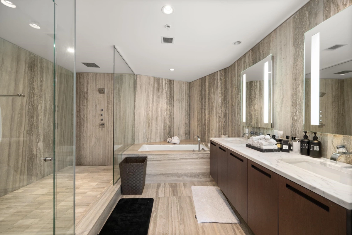 Basement Recreation Room Photo of 2808 1011 W Cordova Street, Vancouver, BC