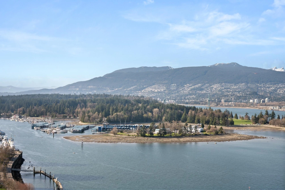 Outdoor Patio Photo of 2808 1011 W Cordova Street, Vancouver, BC