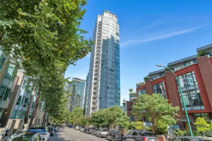 301 1277 Melville Street, Vancouver, BC, Vancouver — Apartment/Condo for sale