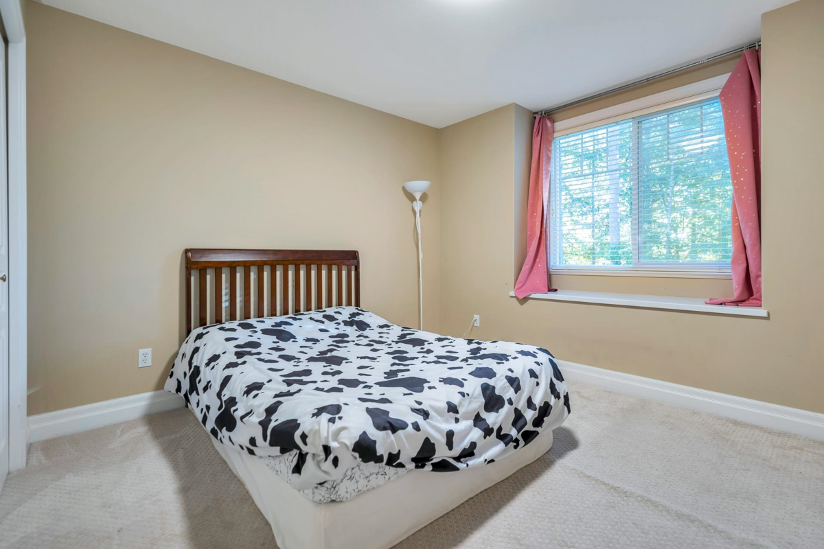 Entry Foyer Photo of 3622 154 Street, Surrey, BC