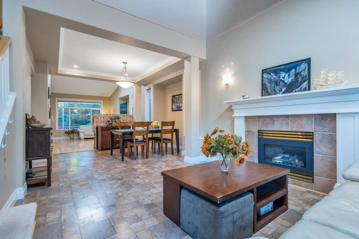 Living Room Photo of 3622 154 Street, Surrey, BC